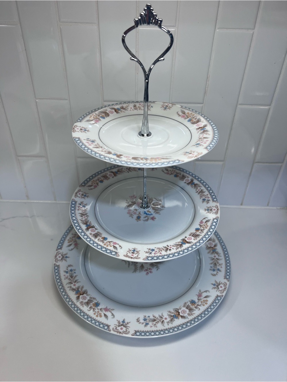 3 Tiered Cupcake Dessert Stand With First Lady Society Blue Pink Flower Border